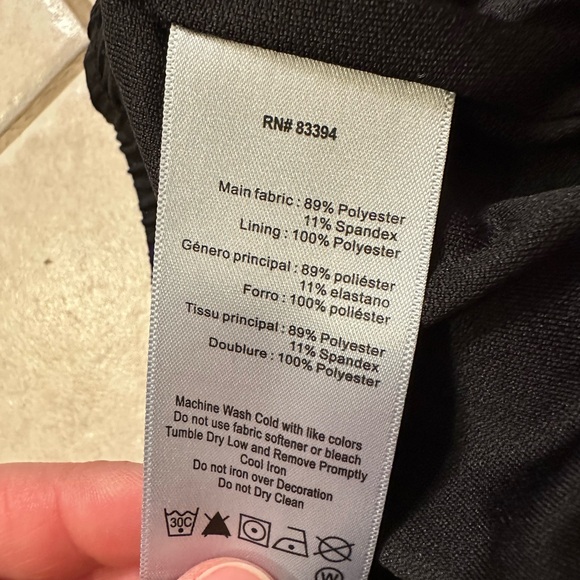 ASICS shorts - Picture 3 of 3